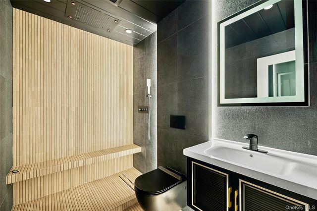 4 Miller Farms Court, Miller Place, NY 11764