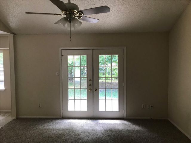 10009 Woodstock DR, Austin, TX 78753