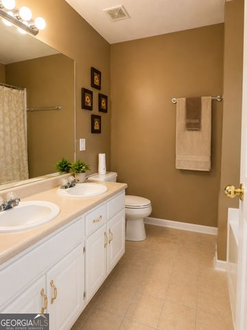 206 Baxter Lane, Locust Grove, GA 30248