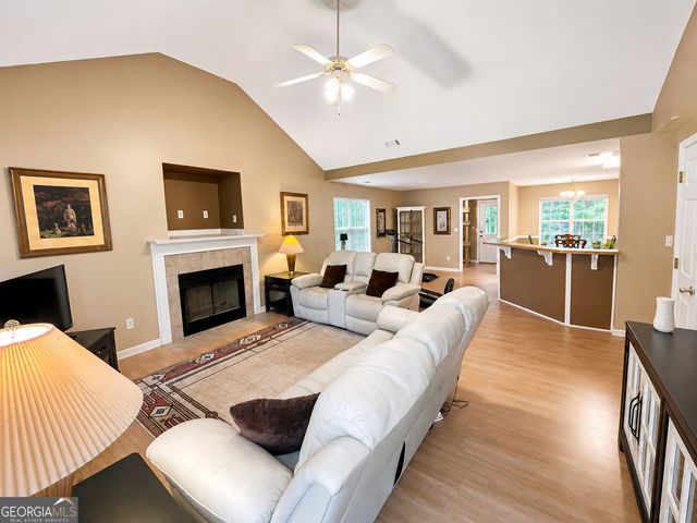 206 Baxter Lane, Locust Grove, GA 30248