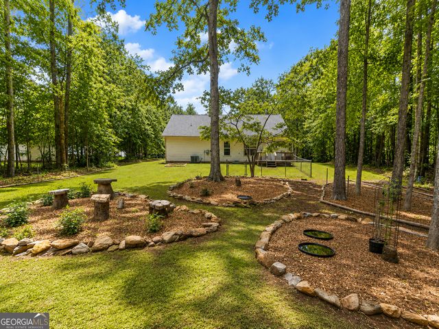 206 Baxter Lane, Locust Grove, GA 30248