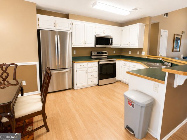 206 Baxter Lane, Locust Grove, GA 30248