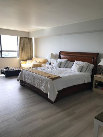 11113 Biscayne Blvd 1955, Miami, FL 33181