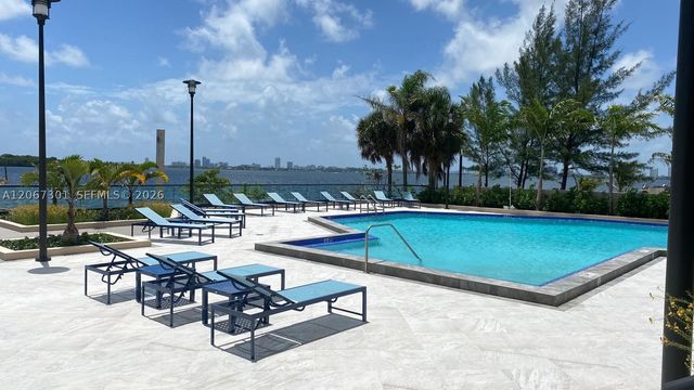 11113 Biscayne Blvd 1955, Miami, FL 33181