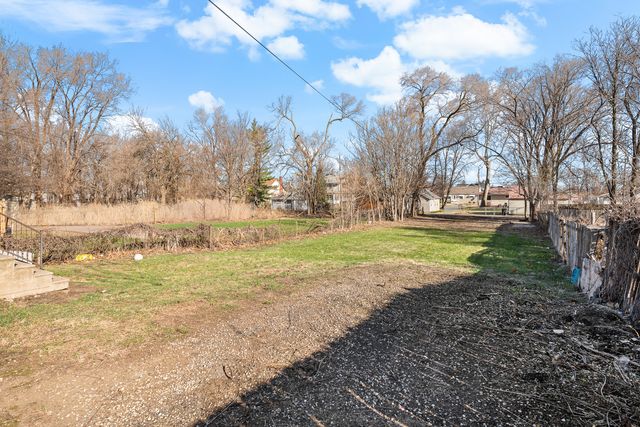 1021 21st Avenue, Rock Island, IL 61201
