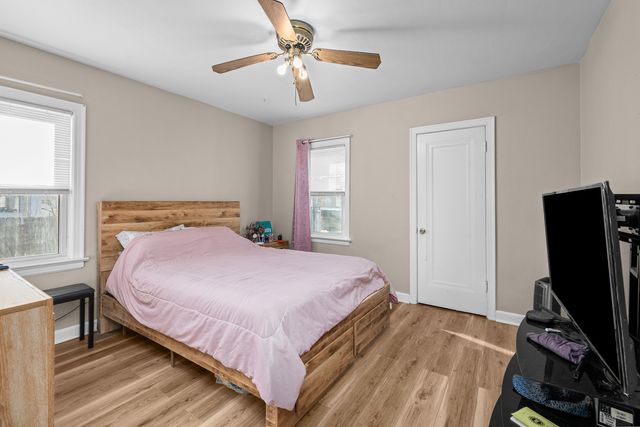 1021 21st Avenue, Rock Island, IL 61201