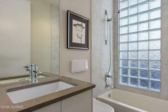 4915 W Sundance Way, Tucson, AZ 85745