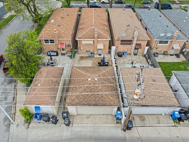 4855 W Gunnison Street, Chicago, IL 60630
