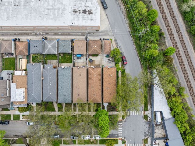 4855 W Gunnison Street, Chicago, IL 60630