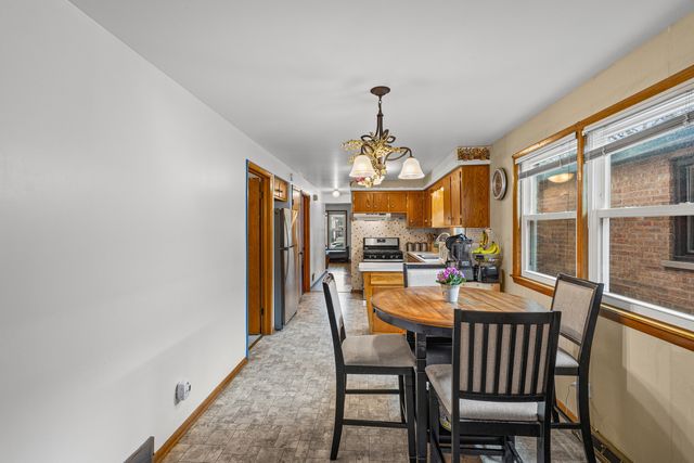 4855 W Gunnison Street, Chicago, IL 60630