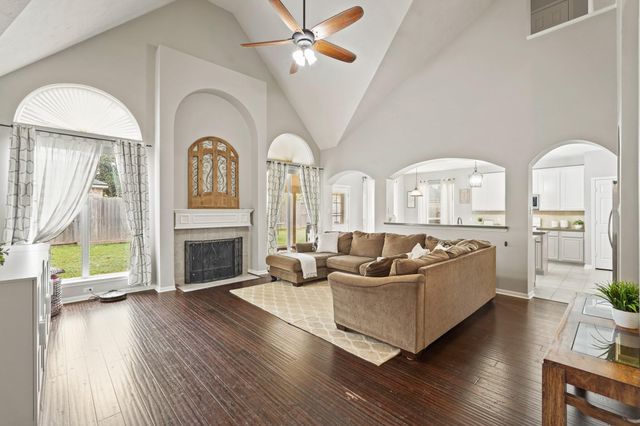 10407 Five Oaks Court, Missouri City, TX 77459