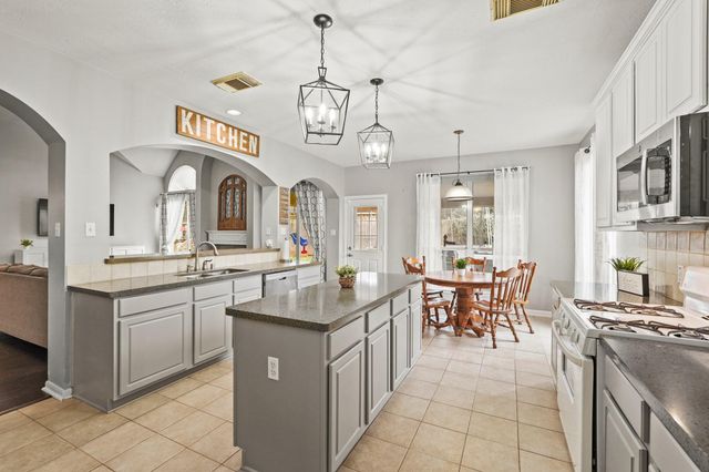 10407 Five Oaks Court, Missouri City, TX 77459