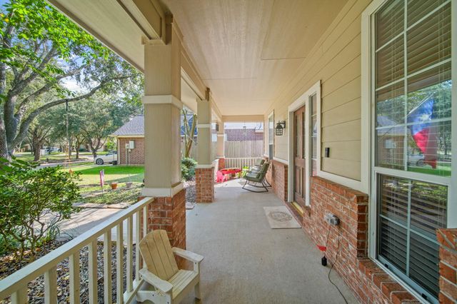 10407 Five Oaks Court, Missouri City, TX 77459