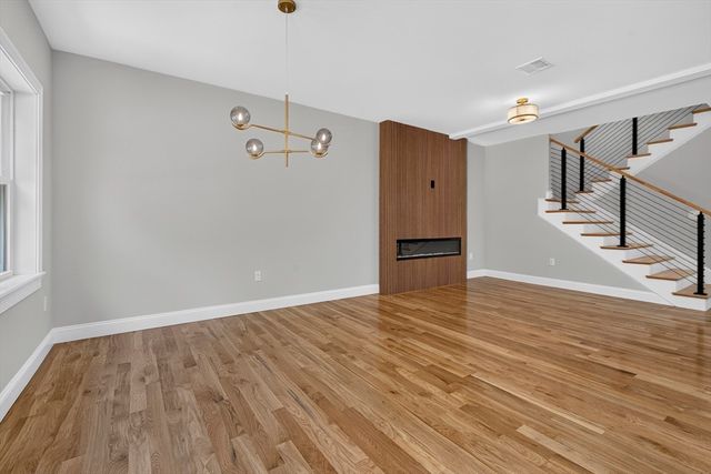 27 Rollins A, Groveland, MA 01834