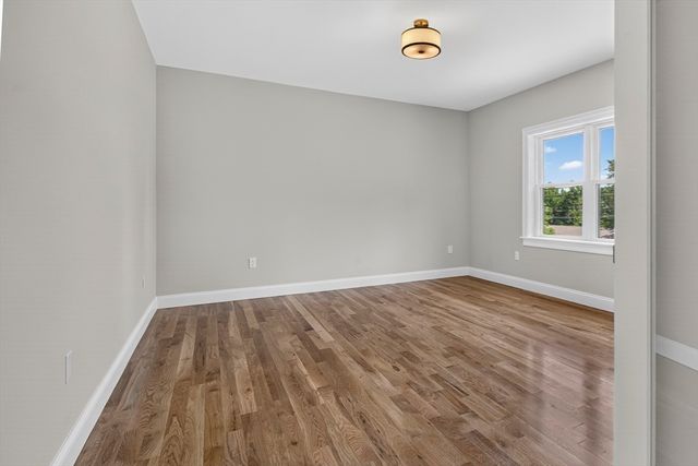 27 Rollins A, Groveland, MA 01834