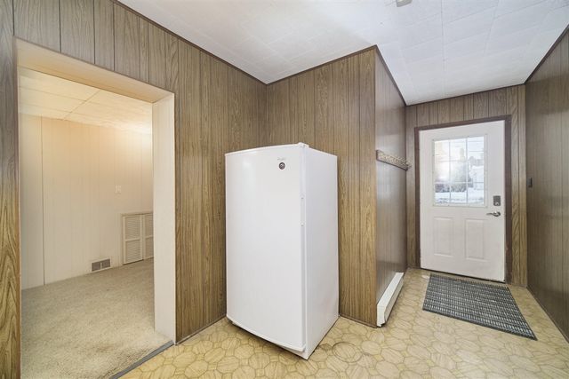 219 2nd Avenue, Manistee, MI 49660