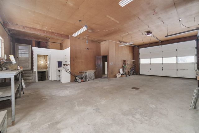 219 2nd Avenue, Manistee, MI 49660