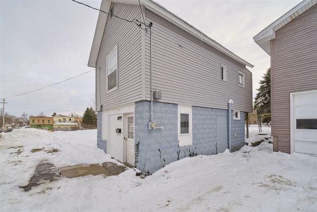 219 2nd Avenue, Manistee, MI 49660