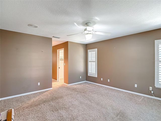 6645 NORTHLAKE DRIVE, Zephyrhills, FL 33542