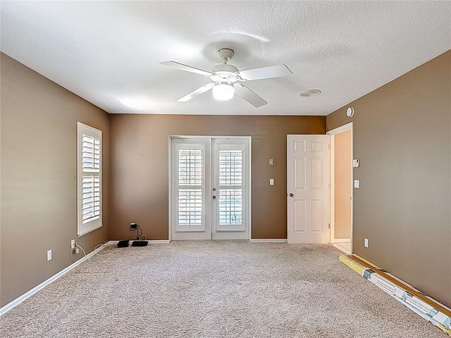 6645 NORTHLAKE DRIVE, Zephyrhills, FL 33542