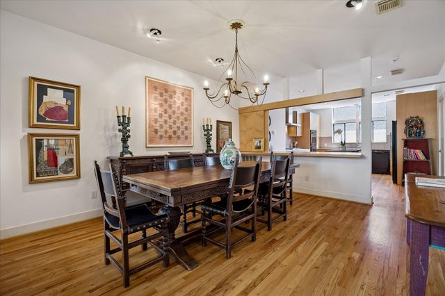 6322 Haskell Street B, Houston, TX 77007