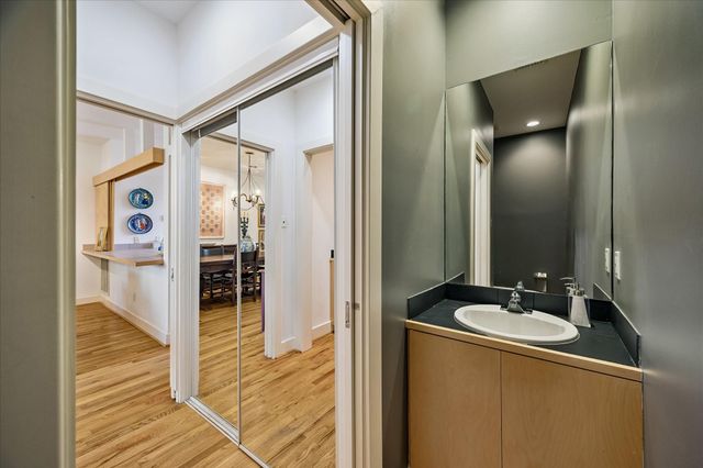 6322 Haskell Street B, Houston, TX 77007