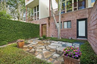 6322 Haskell Street B, Houston, TX 77007