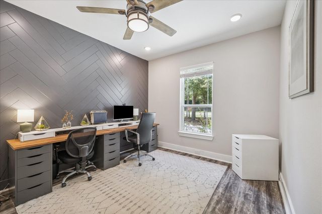 9457 Parkview Drive, Waller, TX 77484