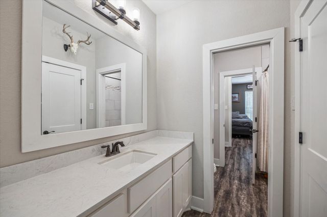 9457 Parkview Drive, Waller, TX 77484