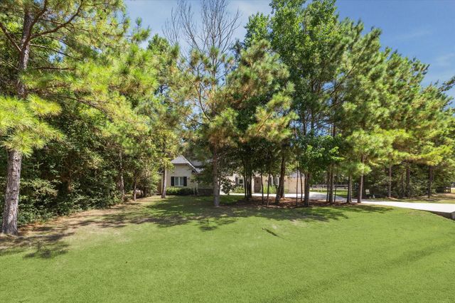 9457 Parkview Drive, Waller, TX 77484