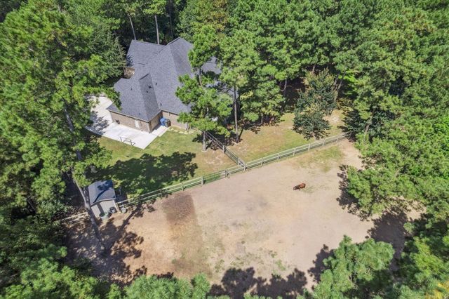 9457 Parkview Drive, Waller, TX 77484