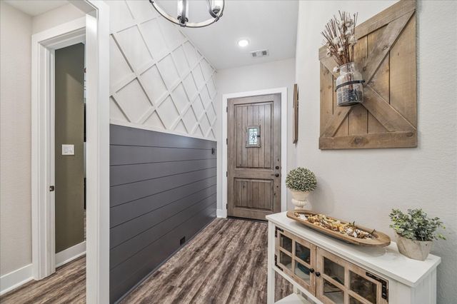 9457 Parkview Drive, Waller, TX 77484