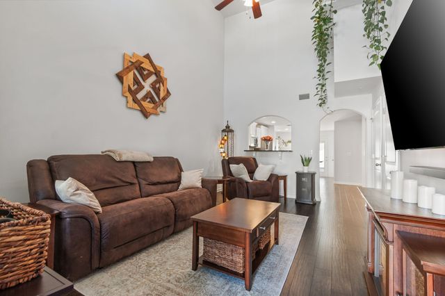 1002 Muna Ct, Spring Hill, TN 37174