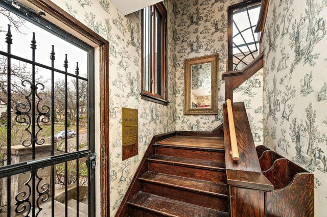 5205 Belmont Avenue S, Minneapolis, MN 55419