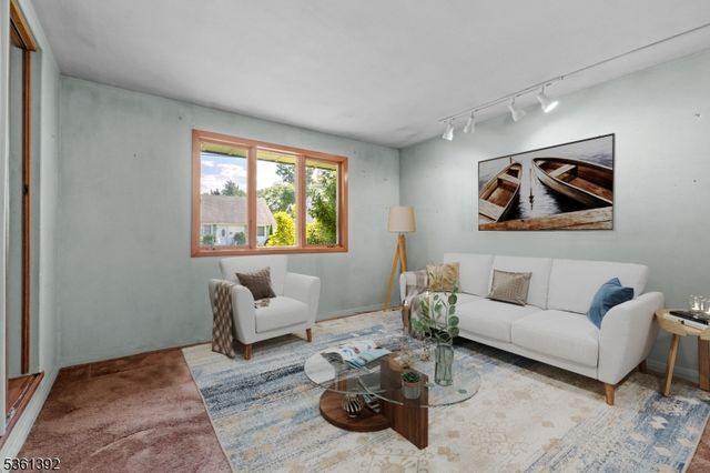 9 Rutan Pl, Bloomfield Twp., NJ 07003