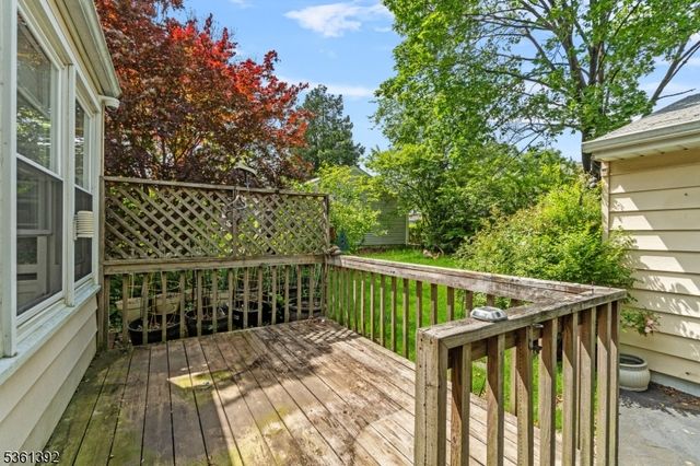 9 Rutan Pl, Bloomfield Twp., NJ 07003