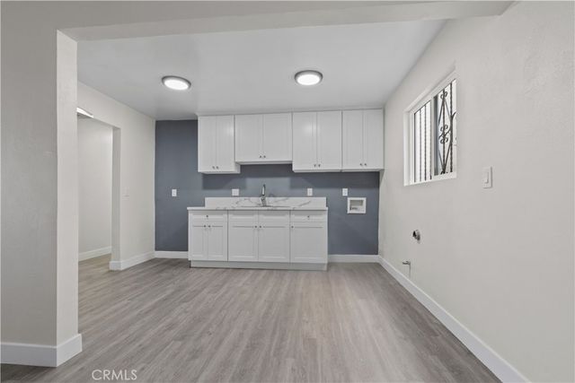 1622 Firestone Boulevard, Los Angeles, CA 90001