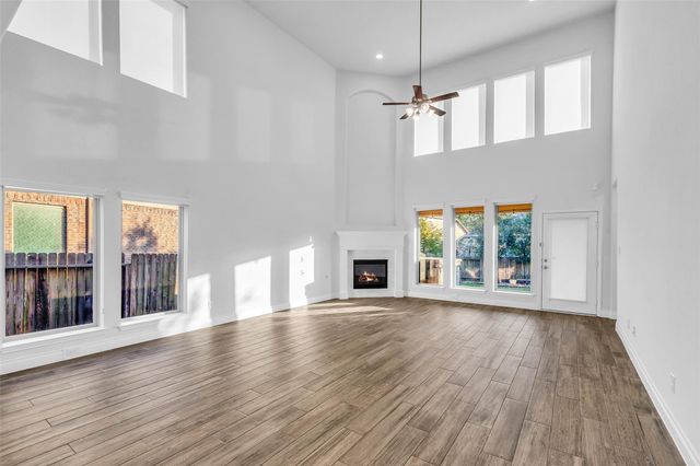 138 S Carson Cub Court, Montgomery, TX 77316