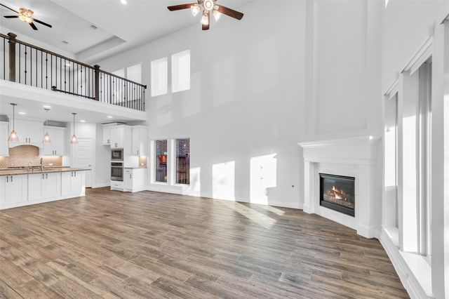 138 S Carson Cub Court, Montgomery, TX 77316