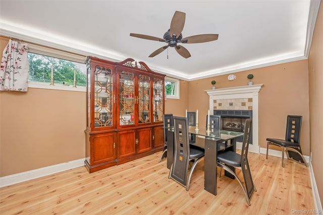 41 Haig Road, Valley Stream, NY 11581