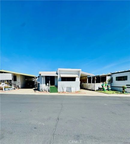 5580 Moreno 37, Montclair, CA 91763