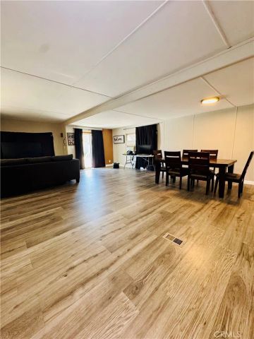 5580 Moreno 37, Montclair, CA 91763
