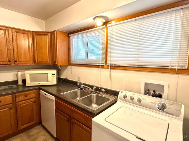 998 Carlisle Avenue, Hamilton, OH 45013
