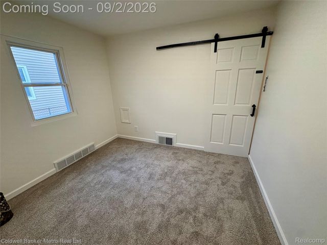 208 W Fairmount Avenue, Pontiac, MI 48340