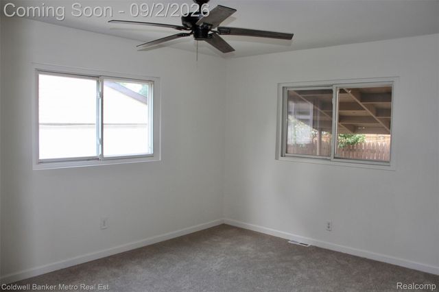 208 W Fairmount Avenue, Pontiac, MI 48340