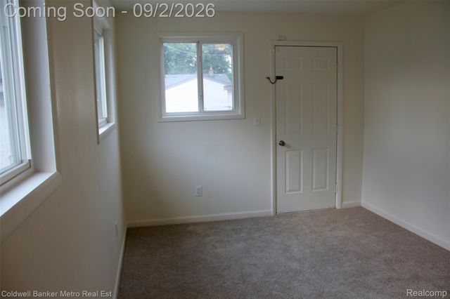 208 W Fairmount Avenue, Pontiac, MI 48340