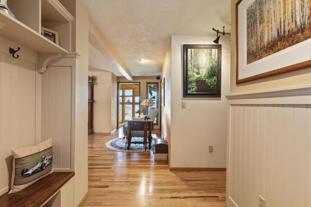 421 Sunset Beach Road, Klamath Falls, OR 97601