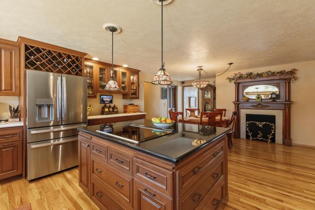 421 Sunset Beach Road, Klamath Falls, OR 97601