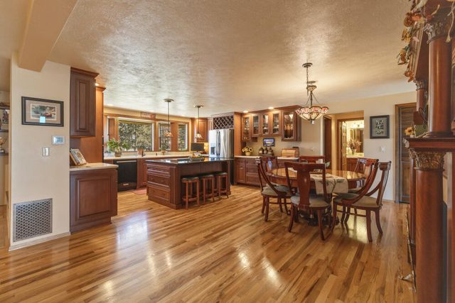 421 Sunset Beach Road, Klamath Falls, OR 97601