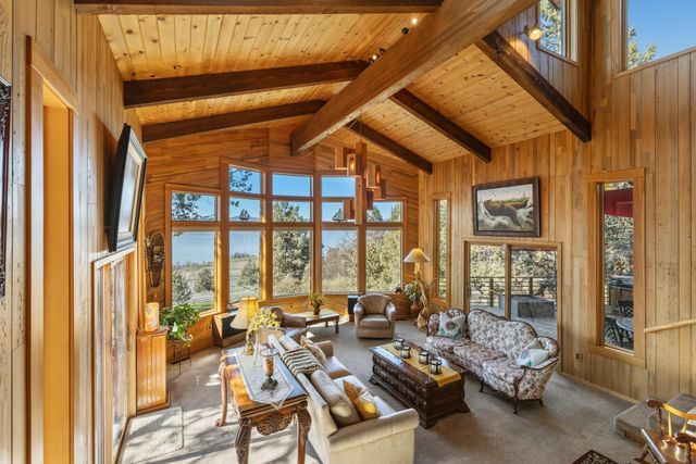 421 Sunset Beach Road, Klamath Falls, OR 97601